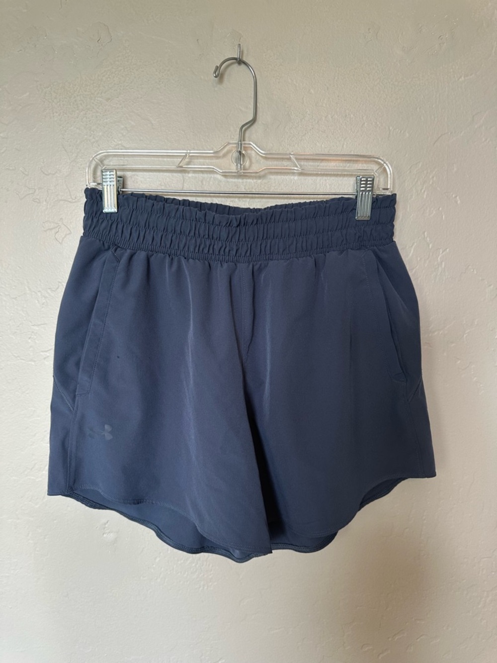 Under Armour Vanish 3" Navy Blue Women's Athletic Shorts - Picture 2 of 9